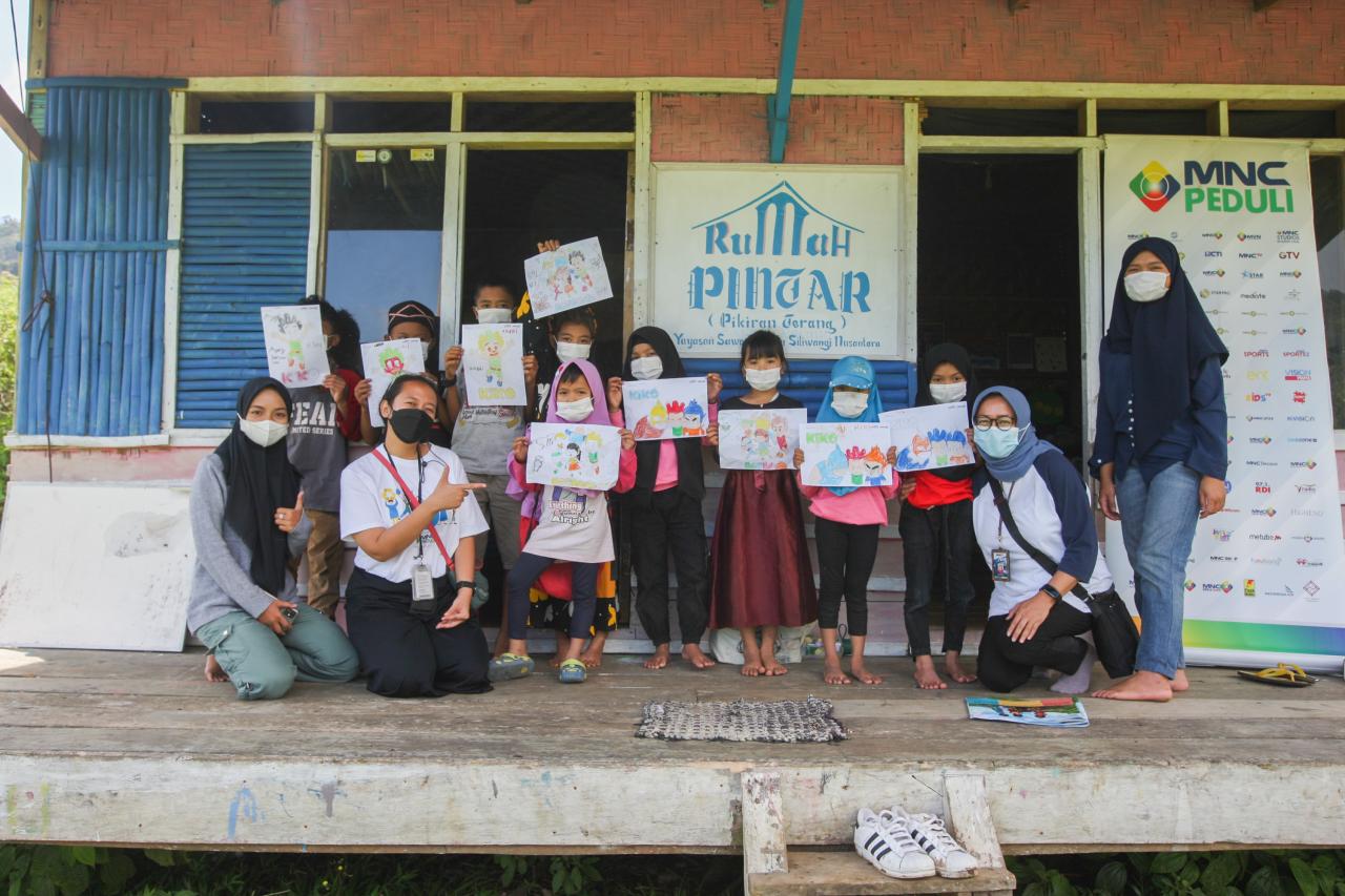 Relawan MNC Peduli Gotong...