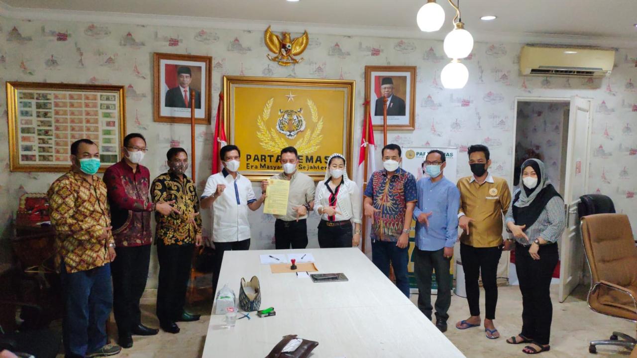 Presenter Kondang Sony...