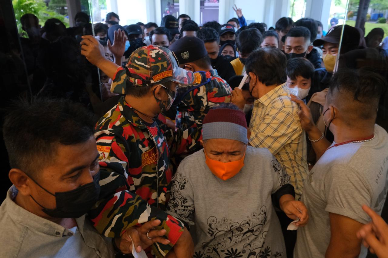 Antusiasme Warga Makassar...