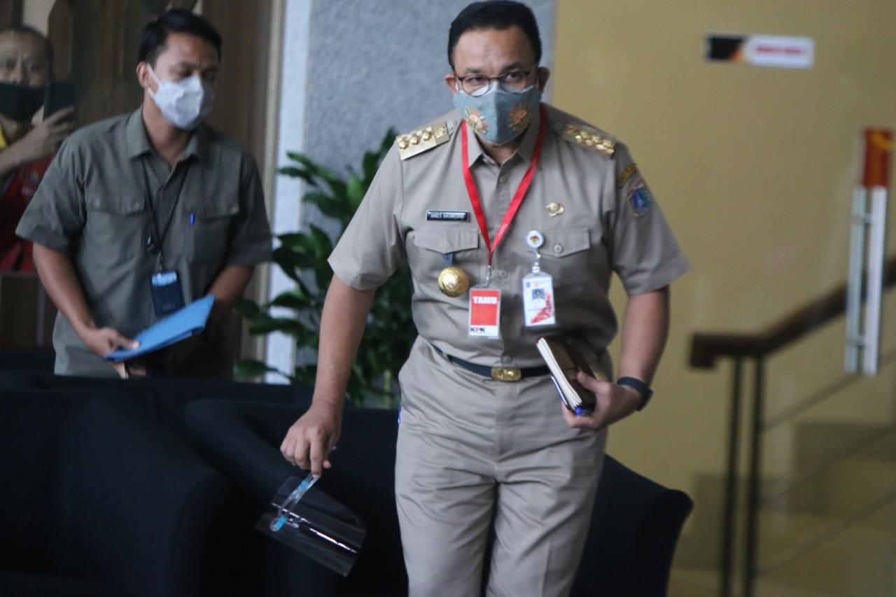 Anies Baswedan Jadi...