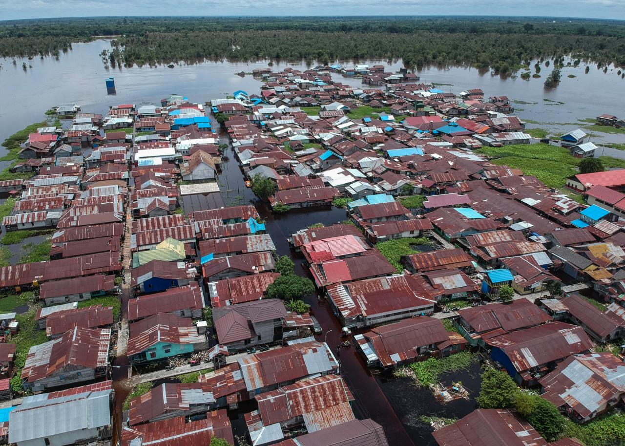 Banjir Meluas di Kota...