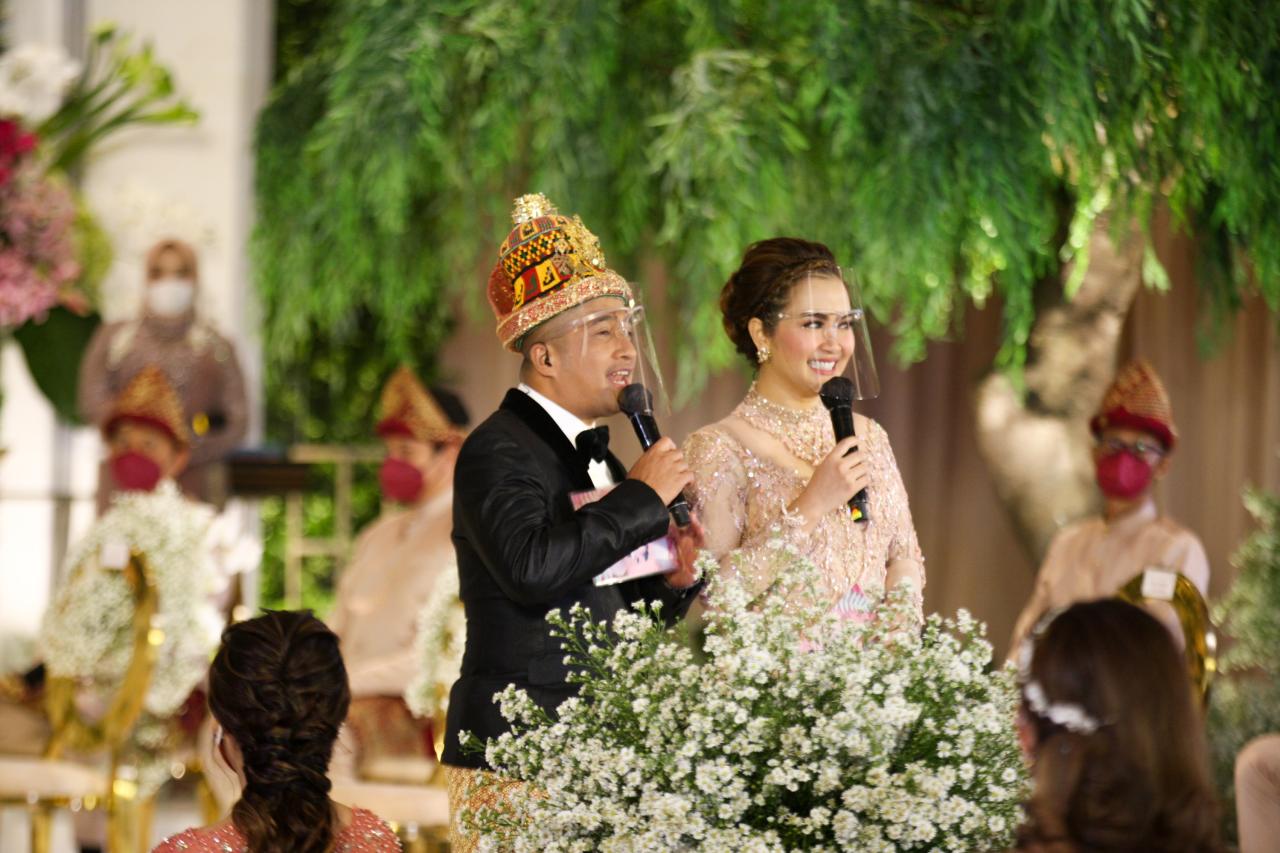 Irfan Hakim dan Vega...