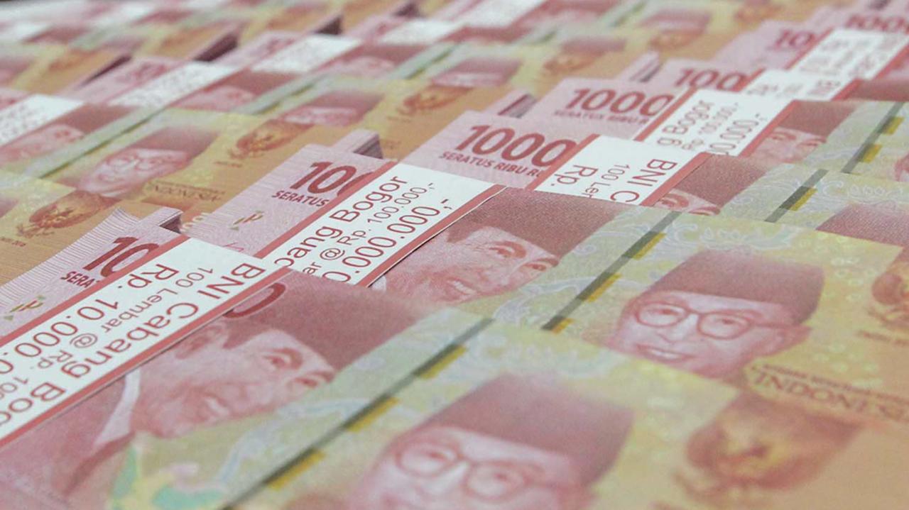 Uang Palsu Banyak Dibuat...