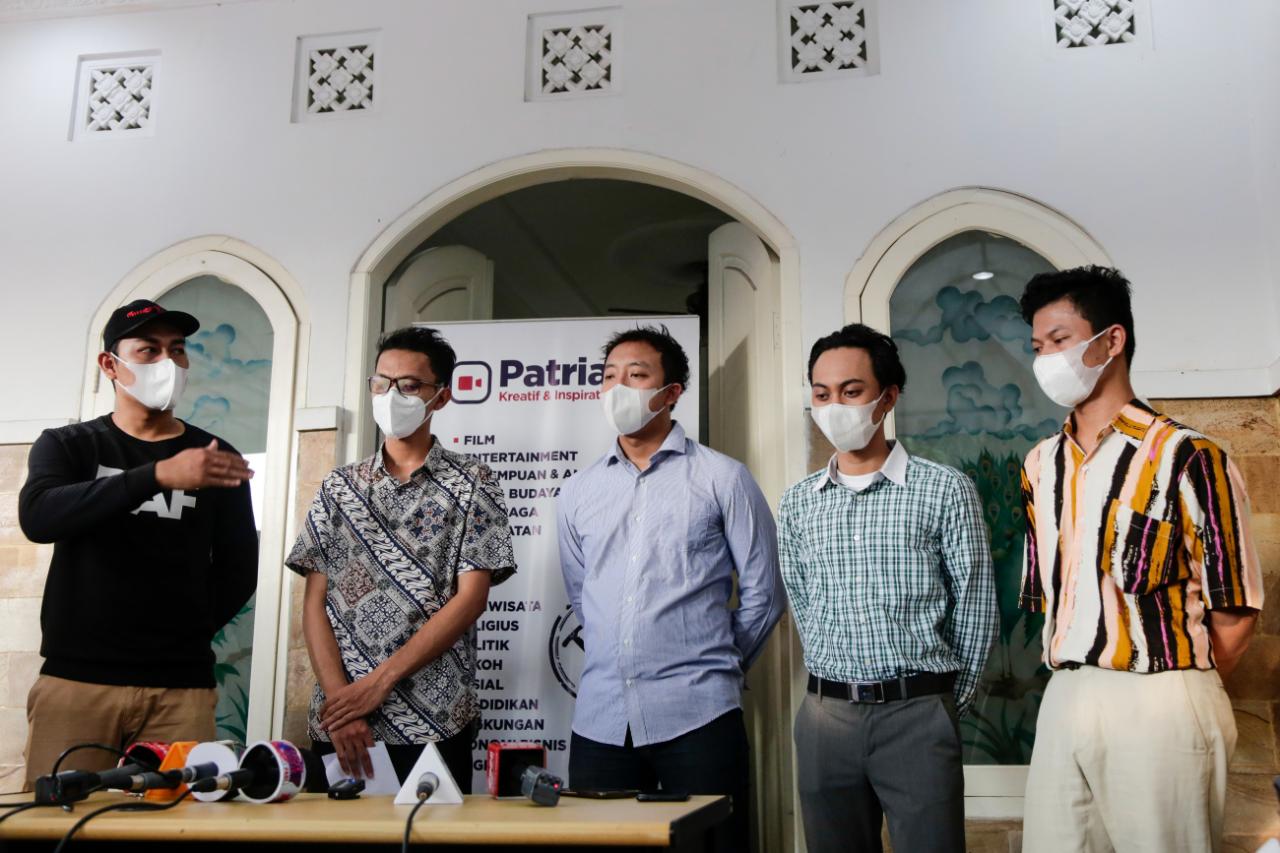 Momen Personel Warkopi...