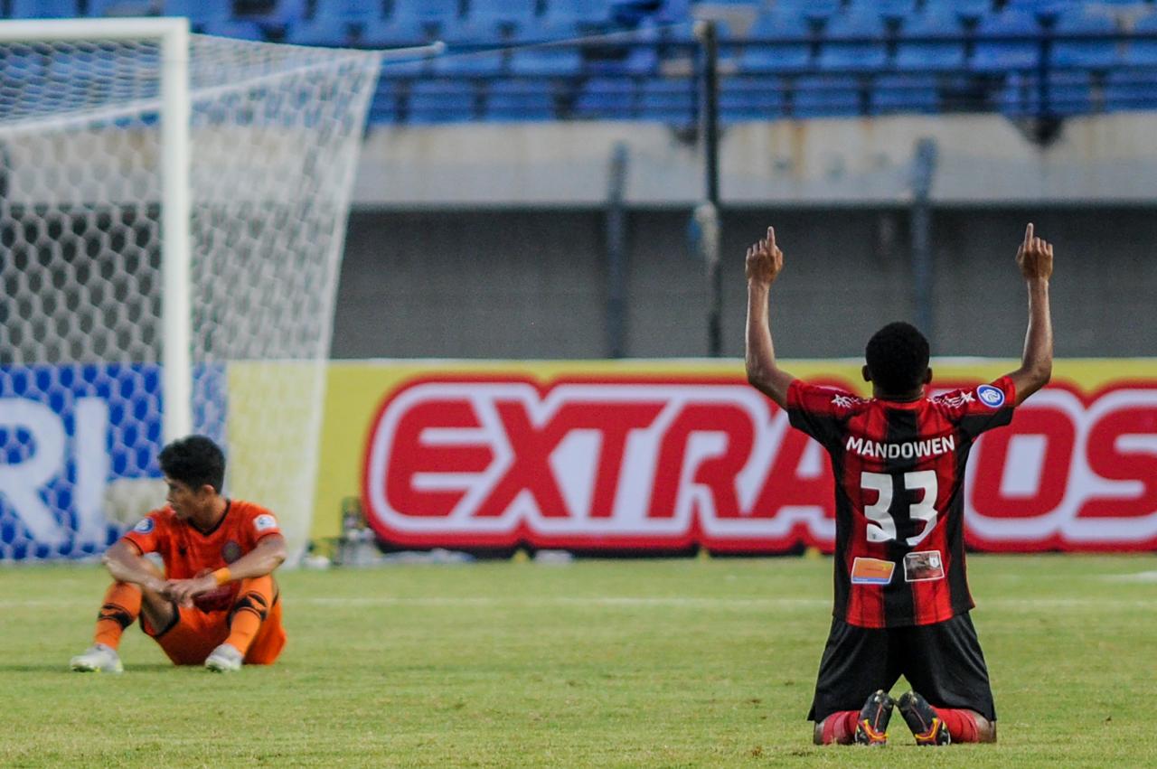 Liga 1 Indonesia : Persipura...