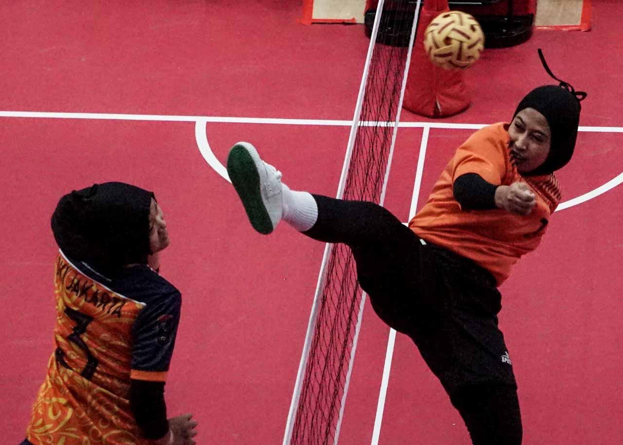 Sepak Takraw Double...