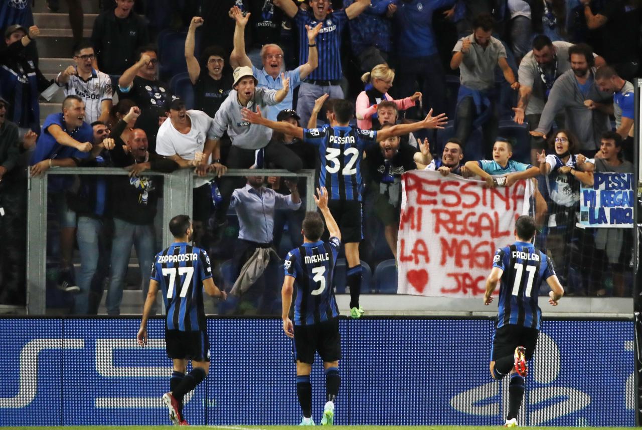 Atalanta Bungkam Young...
