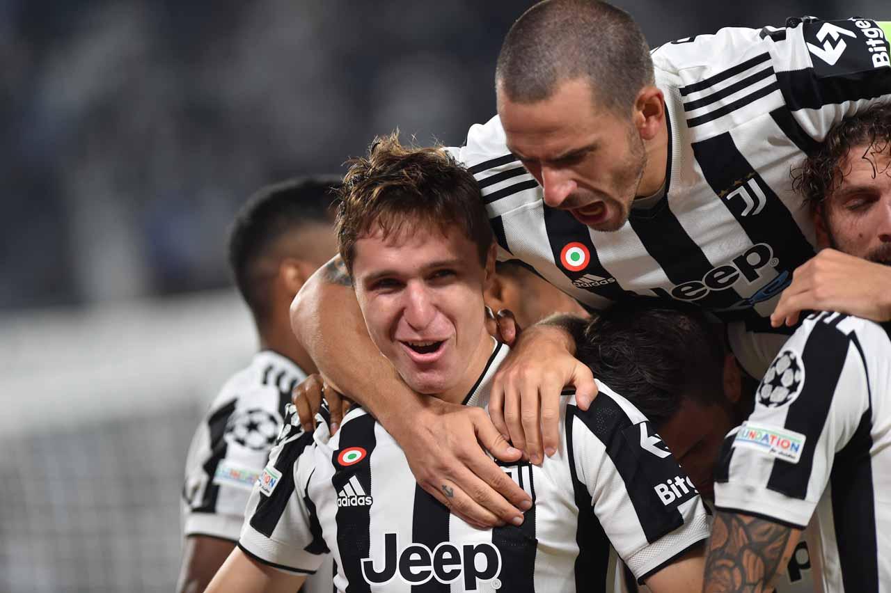 Gol Cepat Chiesa Hantar...