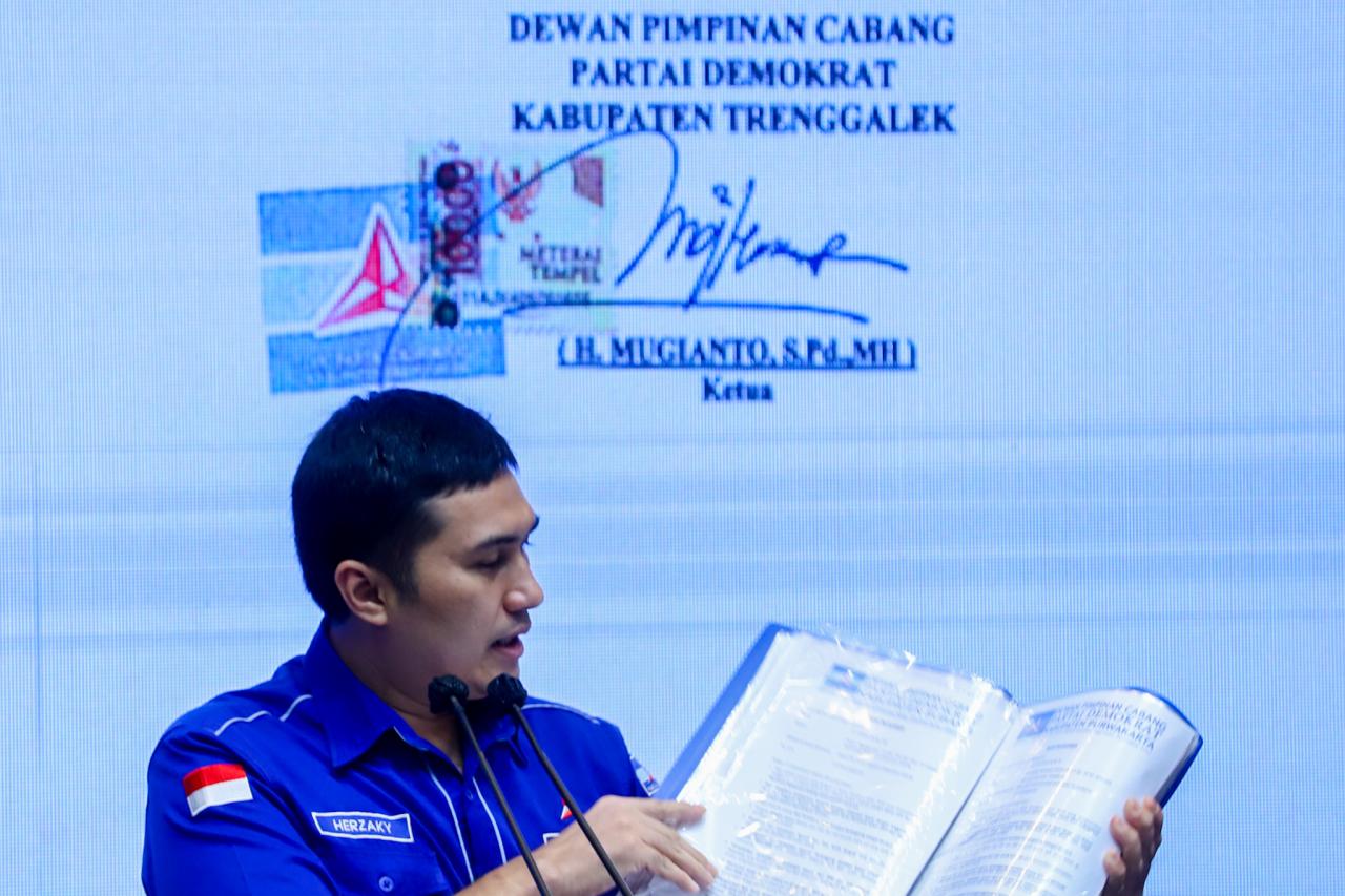 Partai Demokrat Tanggapi...