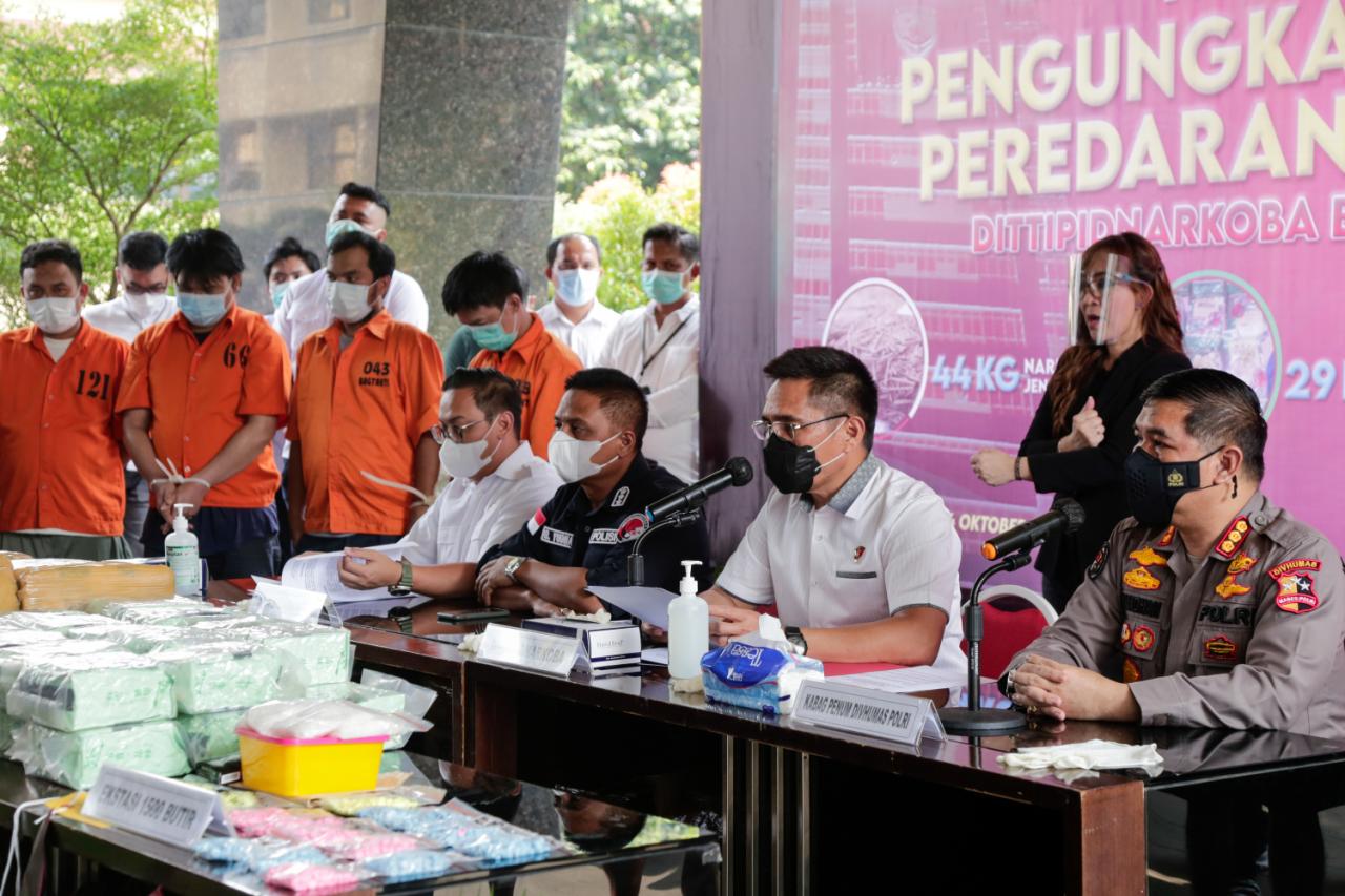 Bareskrim Polri Ungkap...
