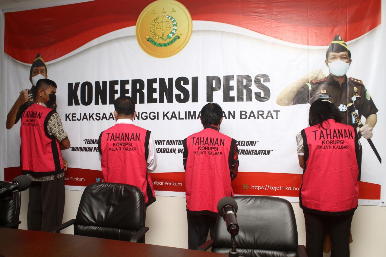 Kejati Kalbar Tahan...
