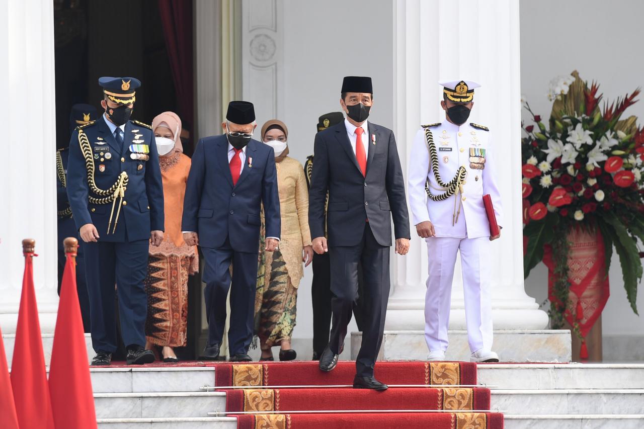 Presiden Pimpin Upacara...