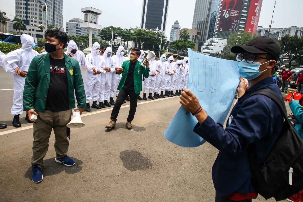 Mahasiswa dan Polisi...