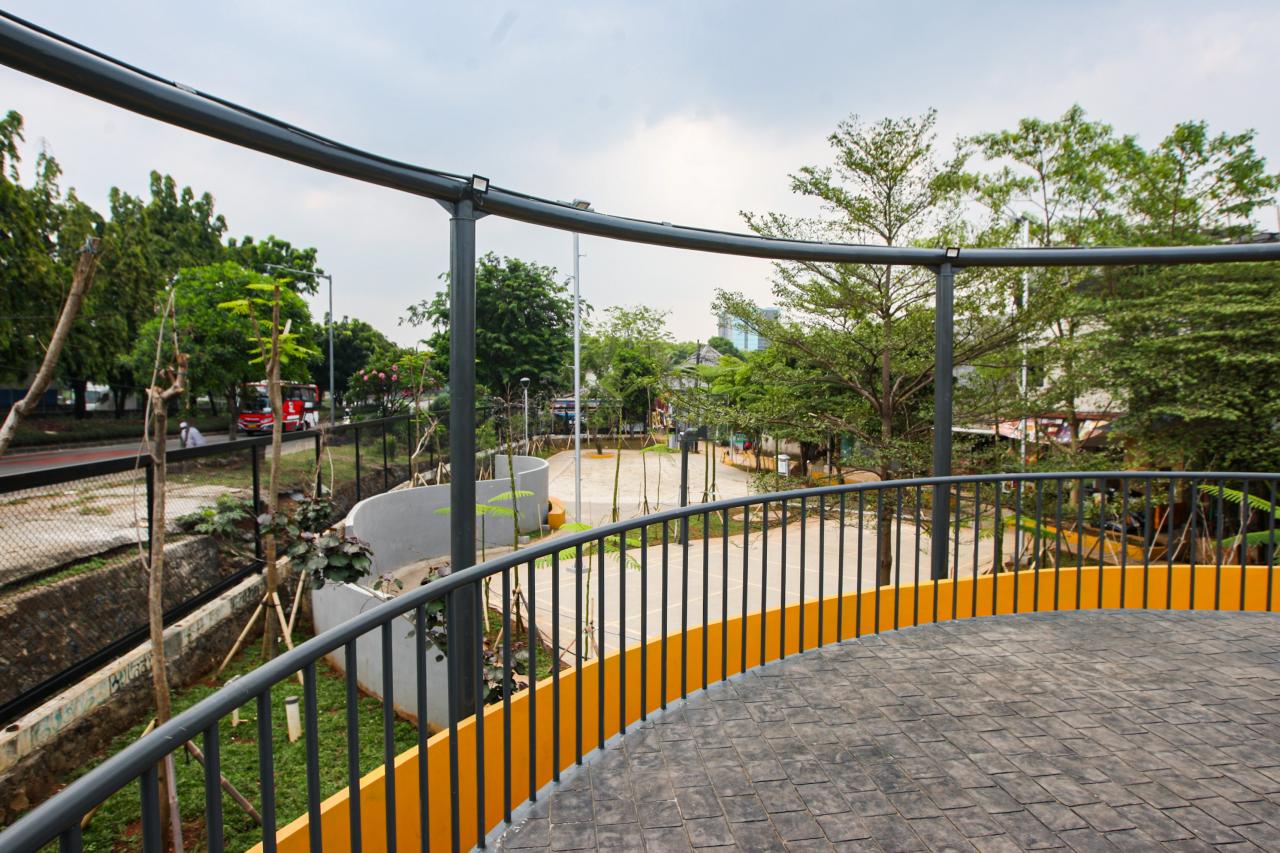 Rampung, Taman Maju...