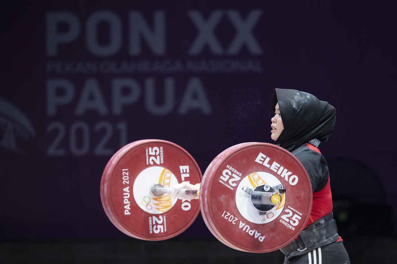 Lifter Jawa Tengah Diah...