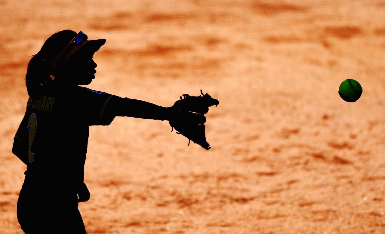 Softball Putri Sulawesi...