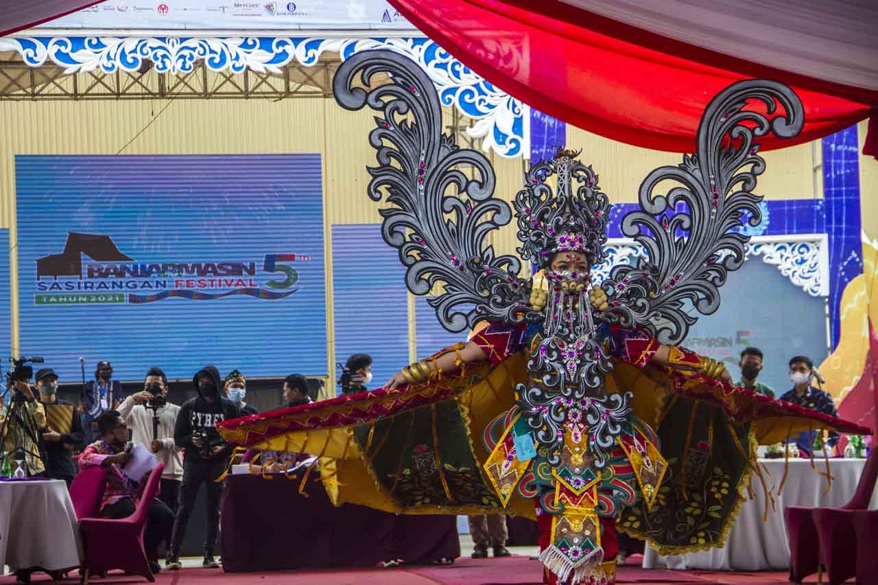 Geliat Fashion Carnaval...
