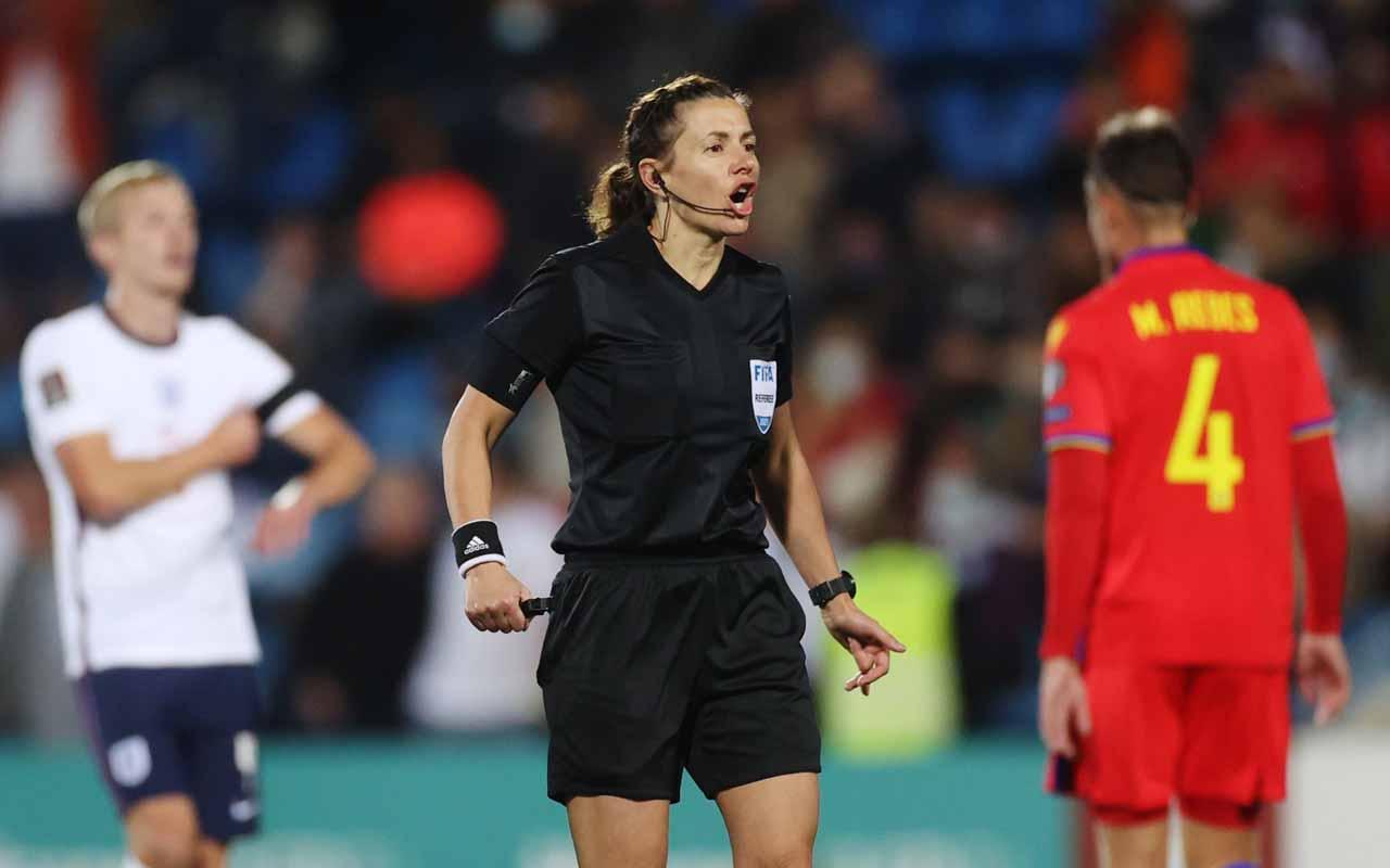 Ini Dia Tiga Wasit Wanita...