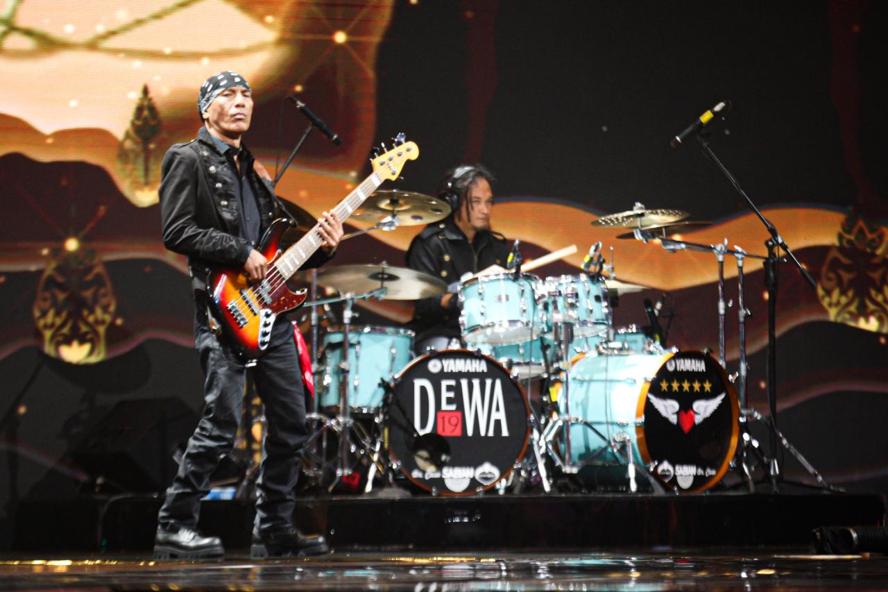 Dewa 19 ft Once Meriahkan...