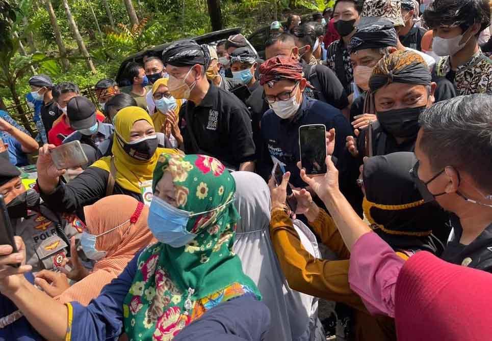 Satu Kampung Cikakak...