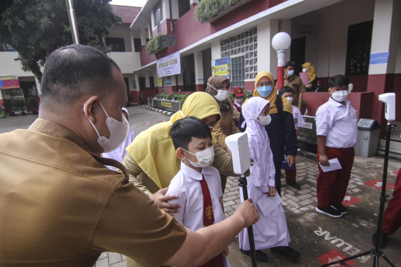 Cegah Klaster Sekolah,...