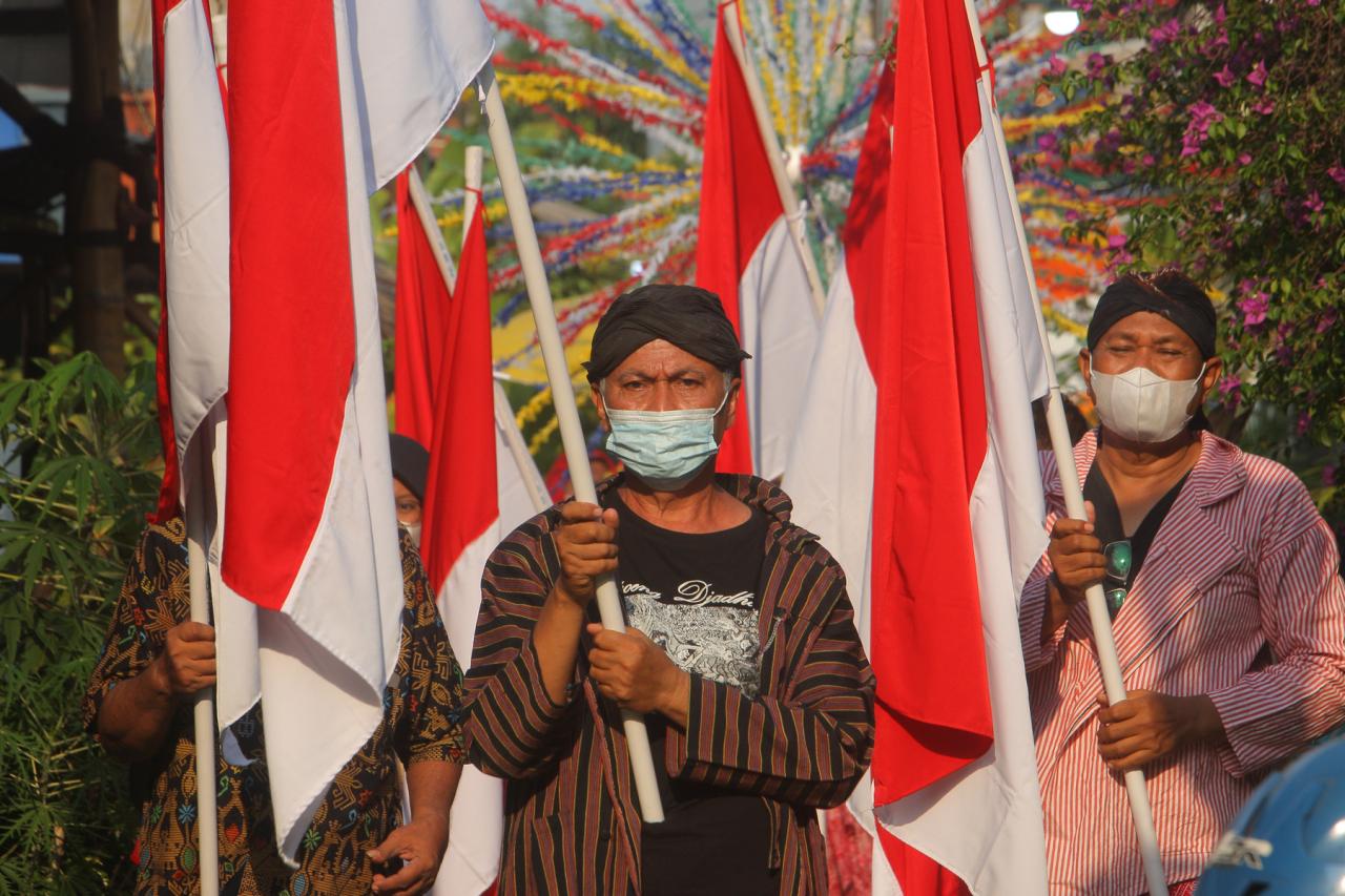 Peringatan 76 Tahun...