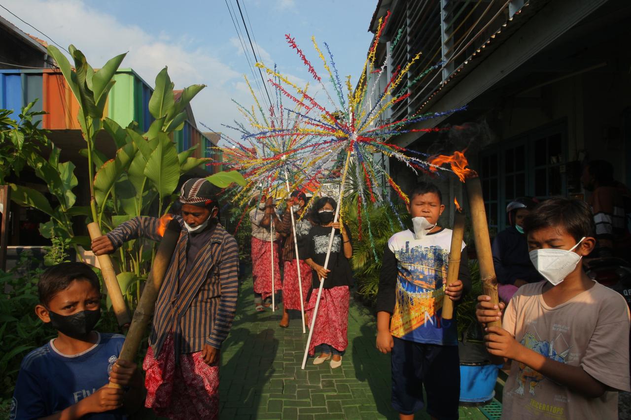 Peringatan 76 Tahun...