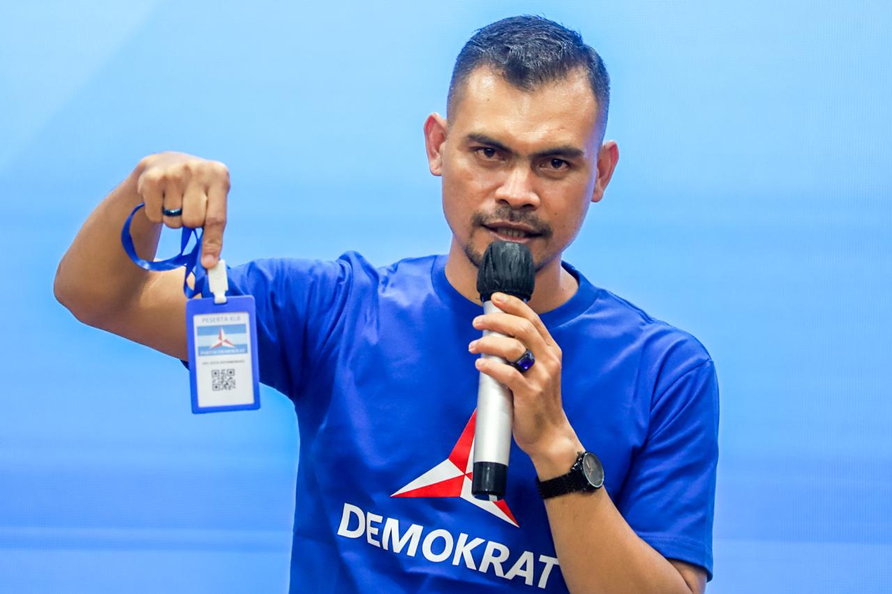 Makin Panas, Moeldoko...