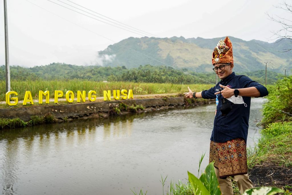 Menteri Sandiaga Uno...
