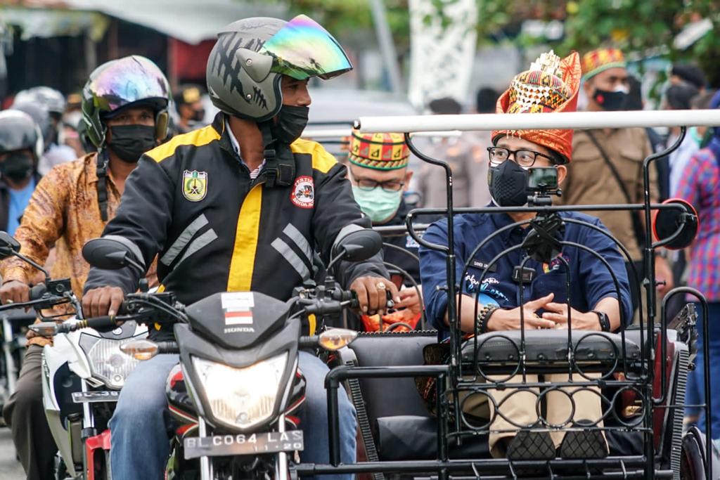 Menteri Sandiaga Uno...