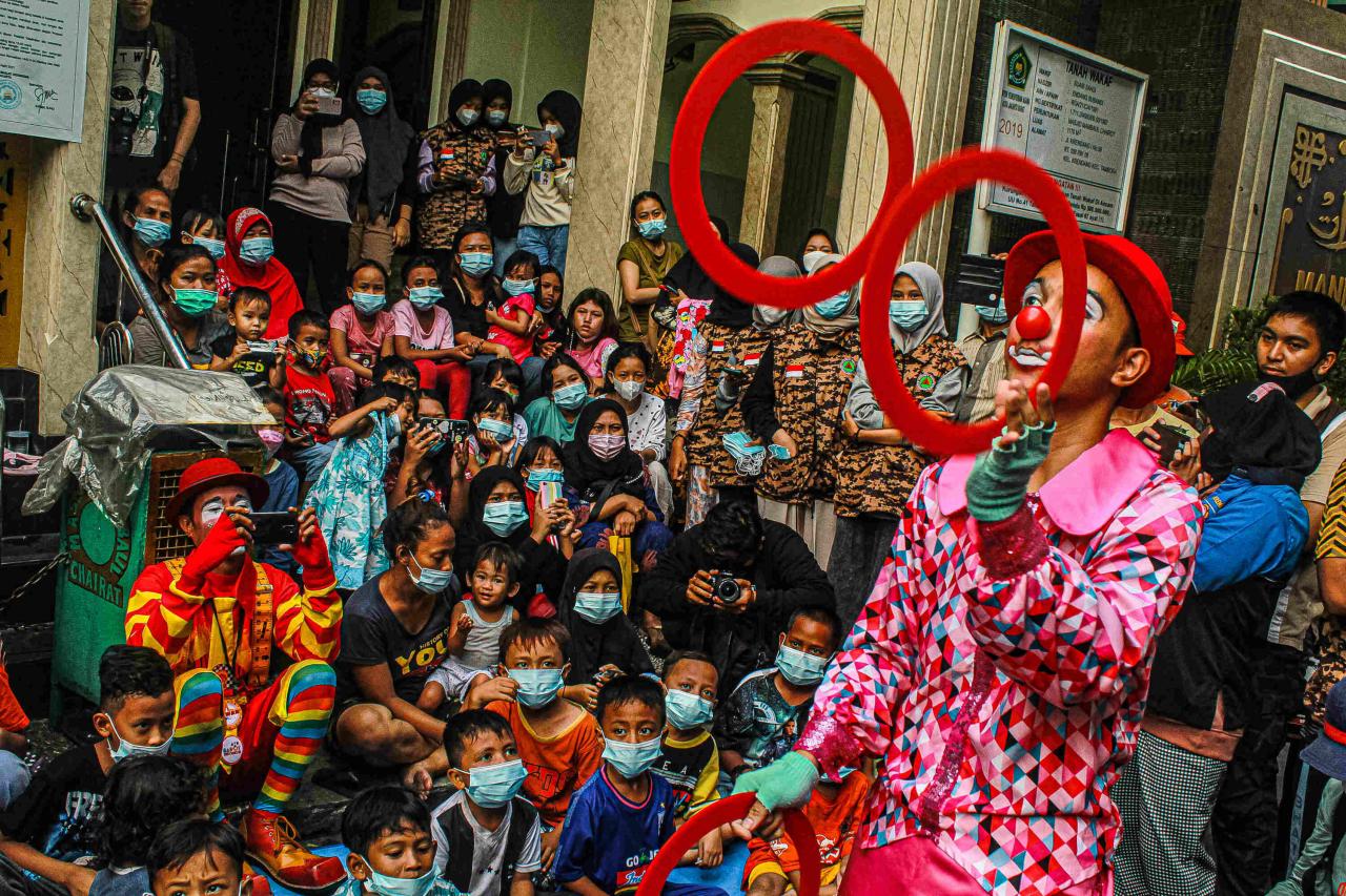 Komunitas Aku Badut...