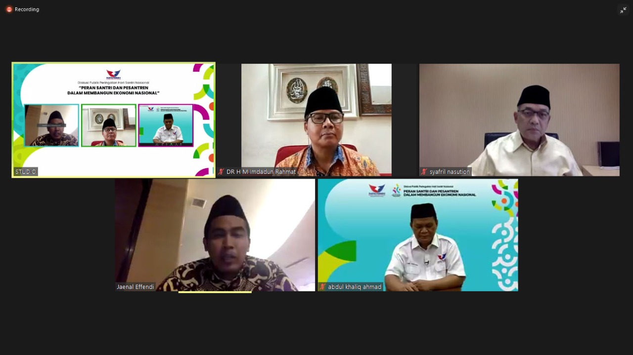 Partai Perindo Gelar...