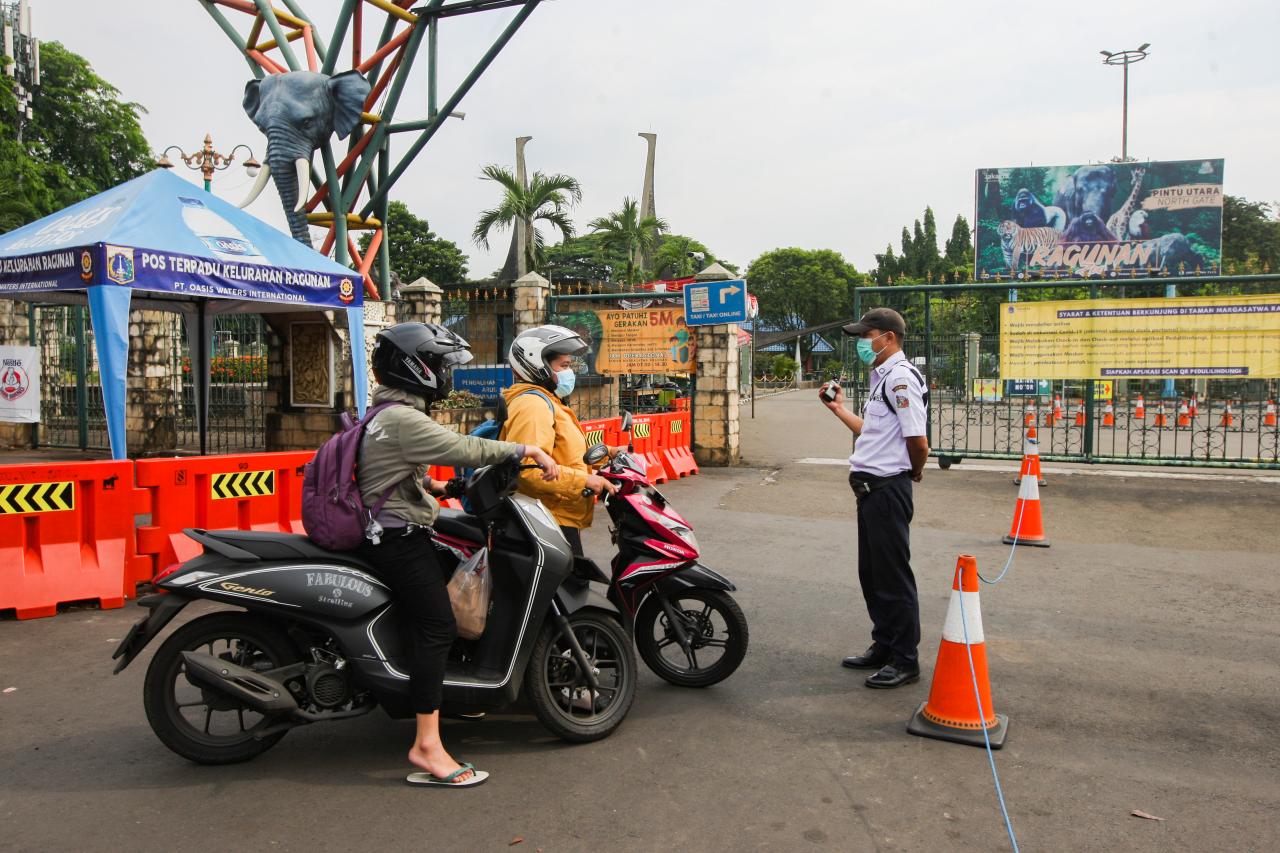 Taman Margasatwa Ragunan...