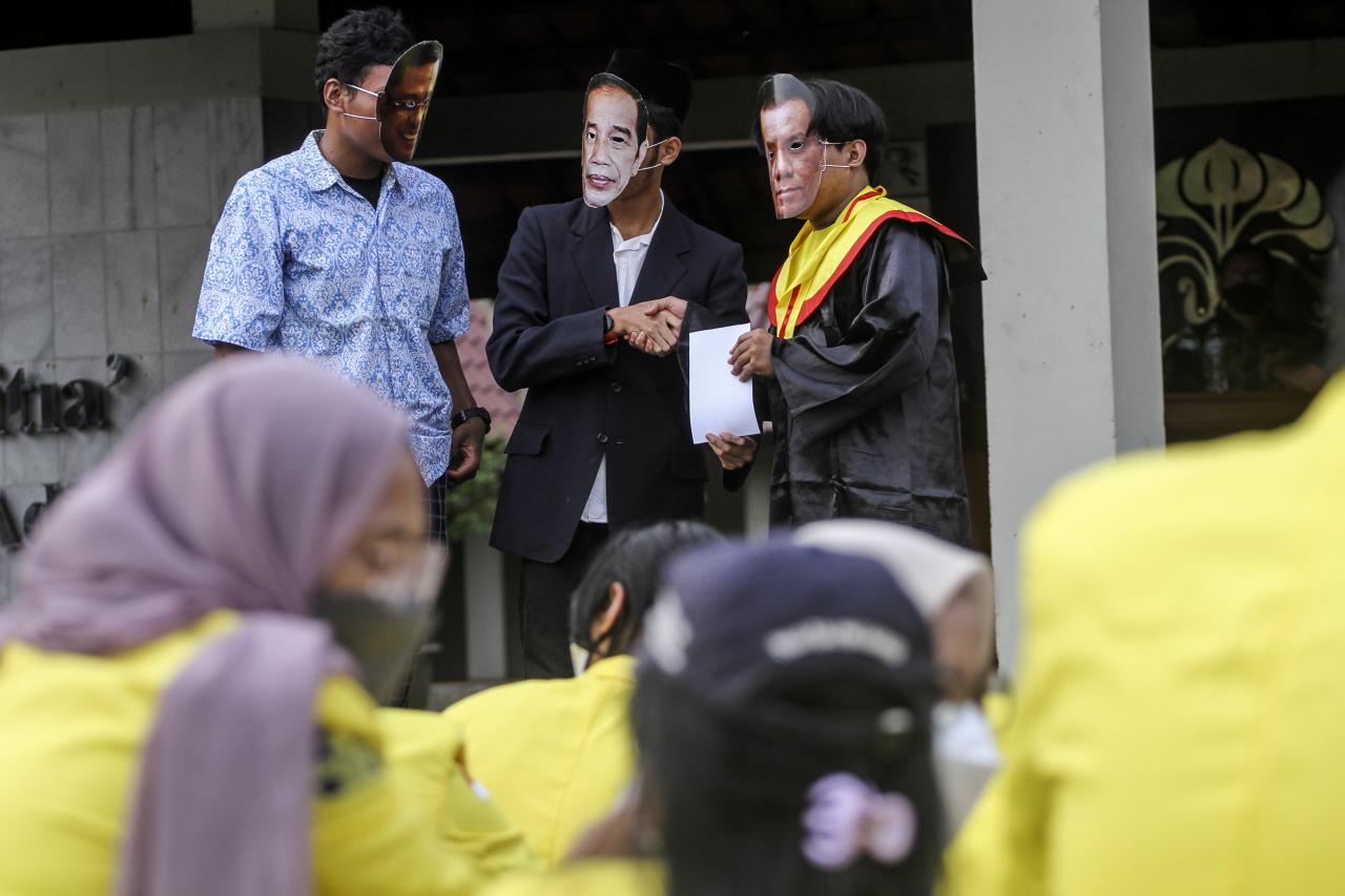 Aksi Mahasiswa Tolak...