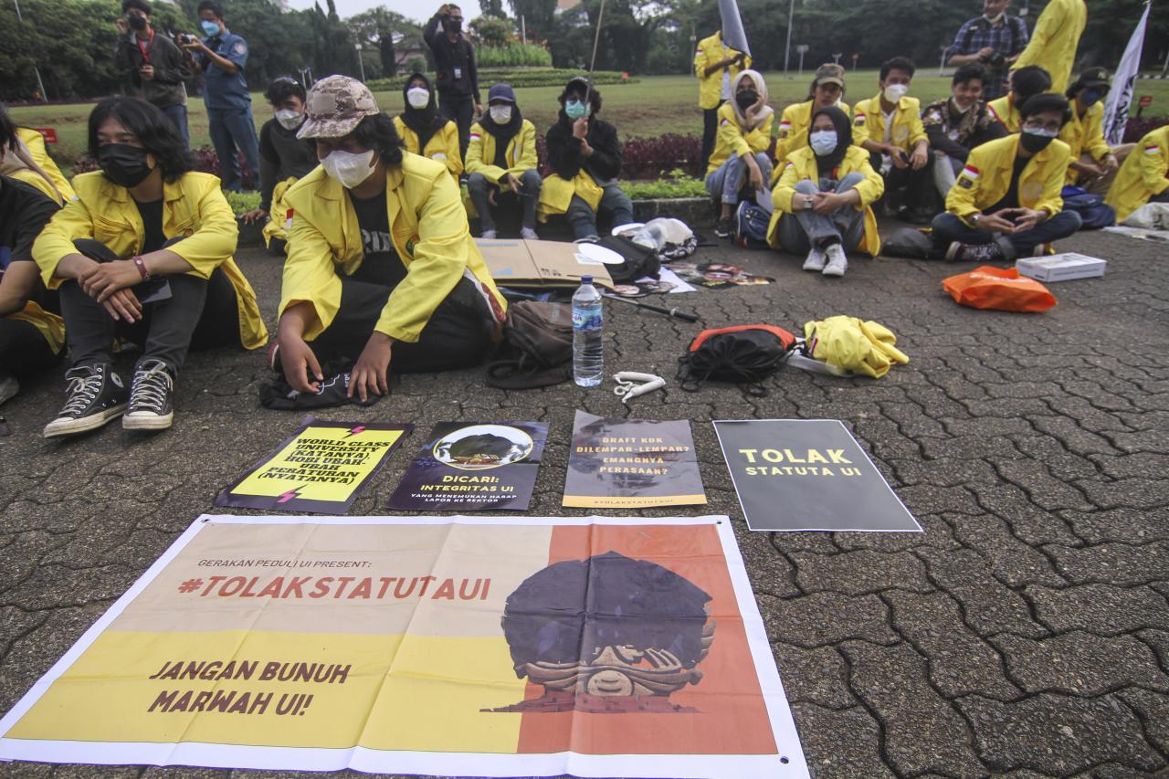 Aksi Mahasiswa Tolak...