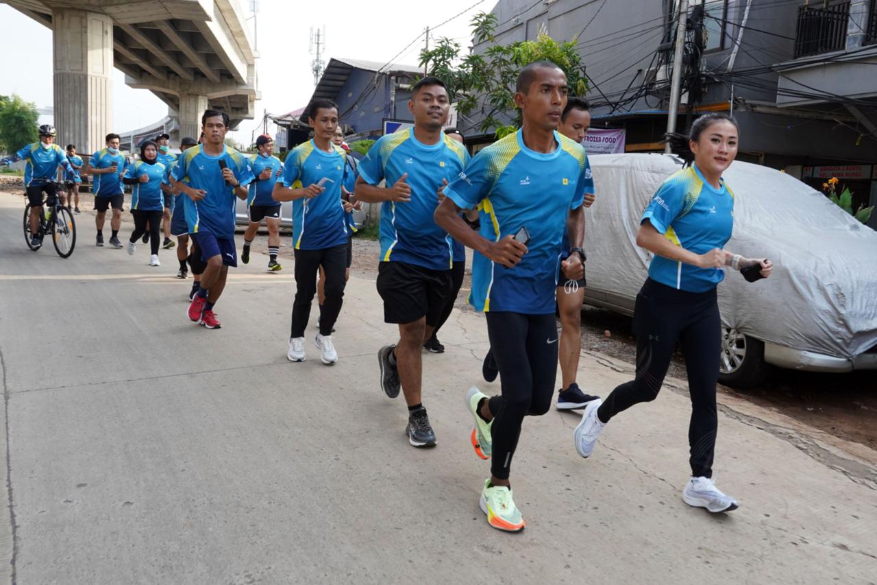 Penyerahan Bantuan PLN...