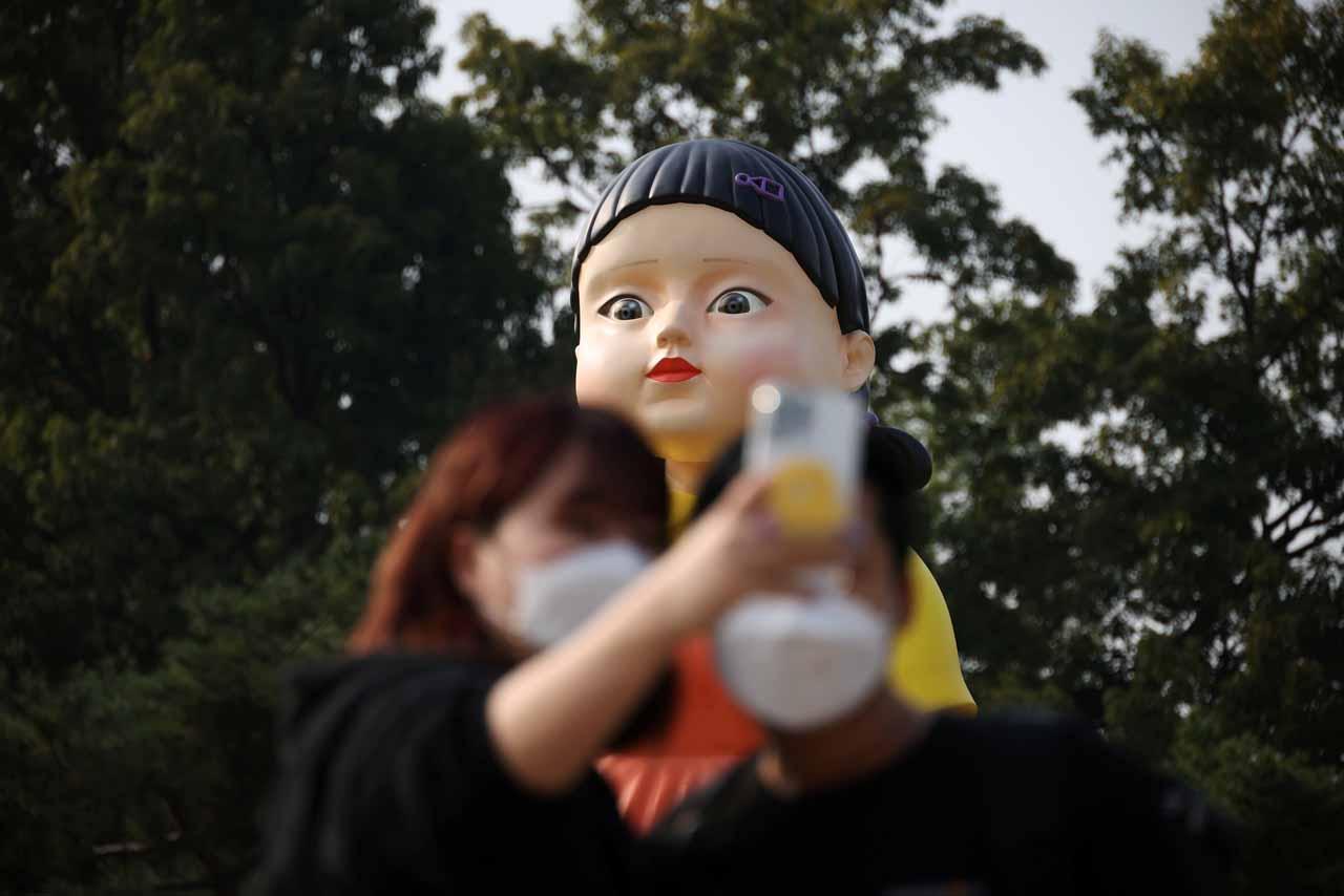 Penampakan Boneka Raksasa...