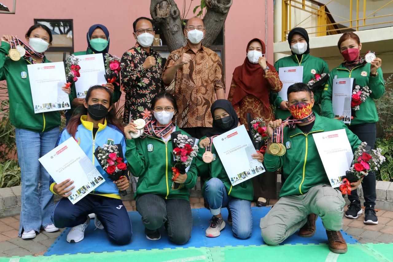 UMSurabaya Berikan Bonus...