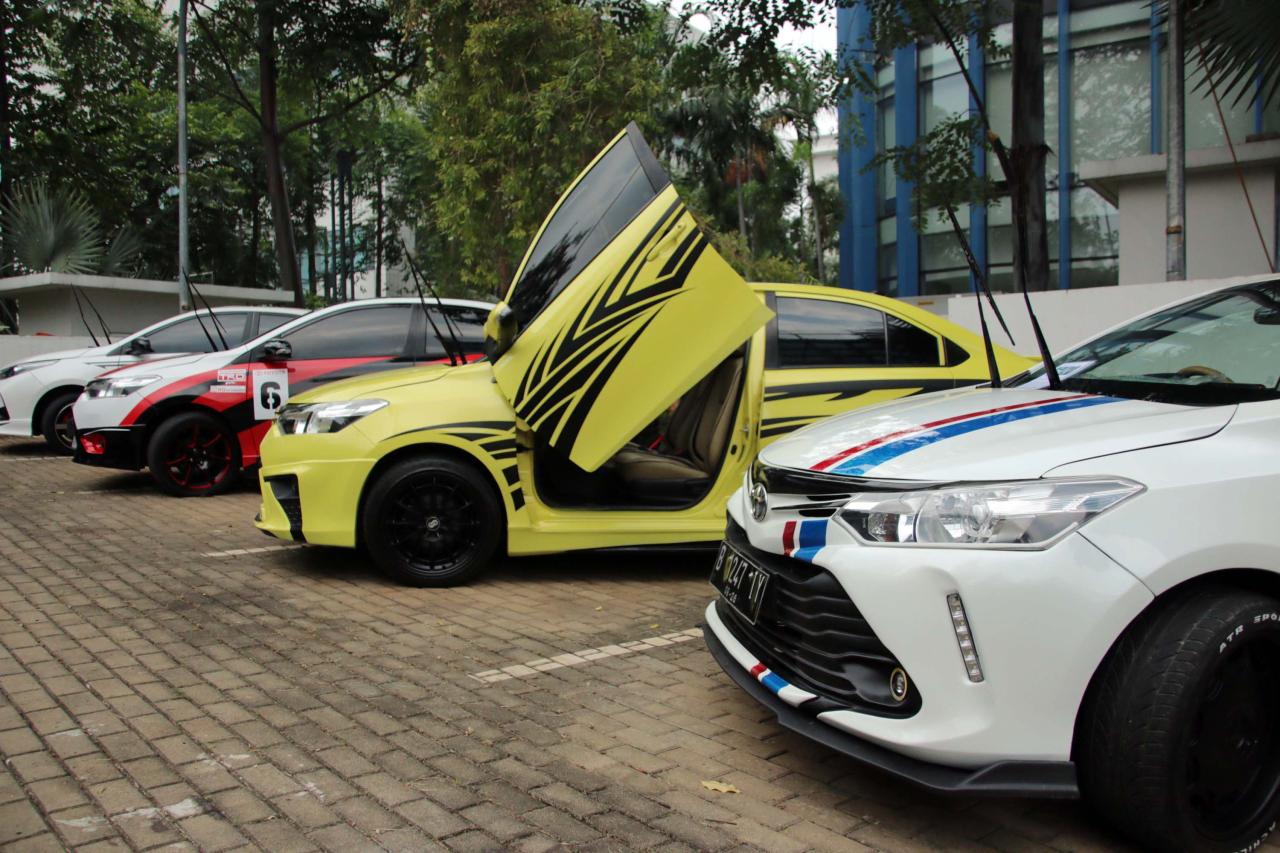 Deretan Mobil Keren...