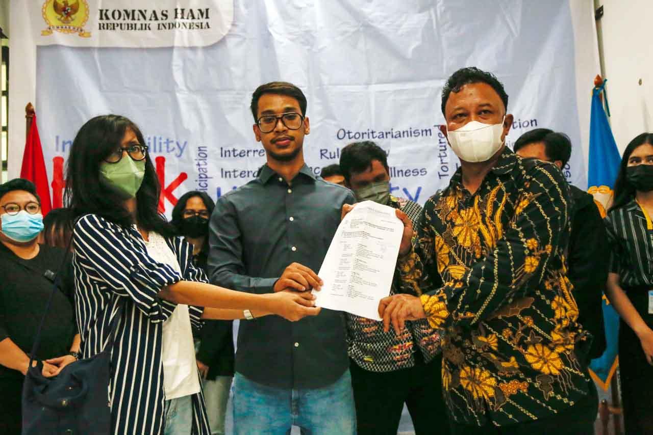 Proses Identifikasi...
