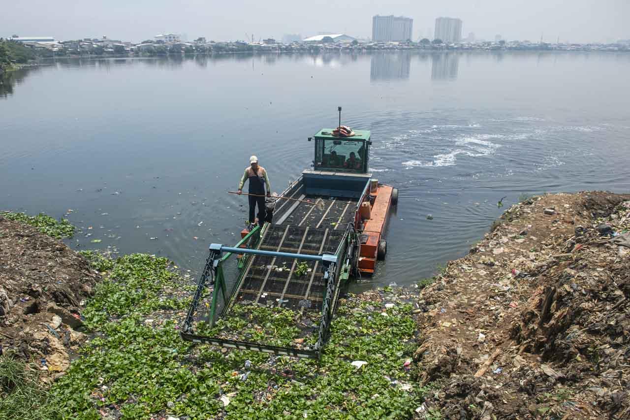 Pembersihan Sampah di...