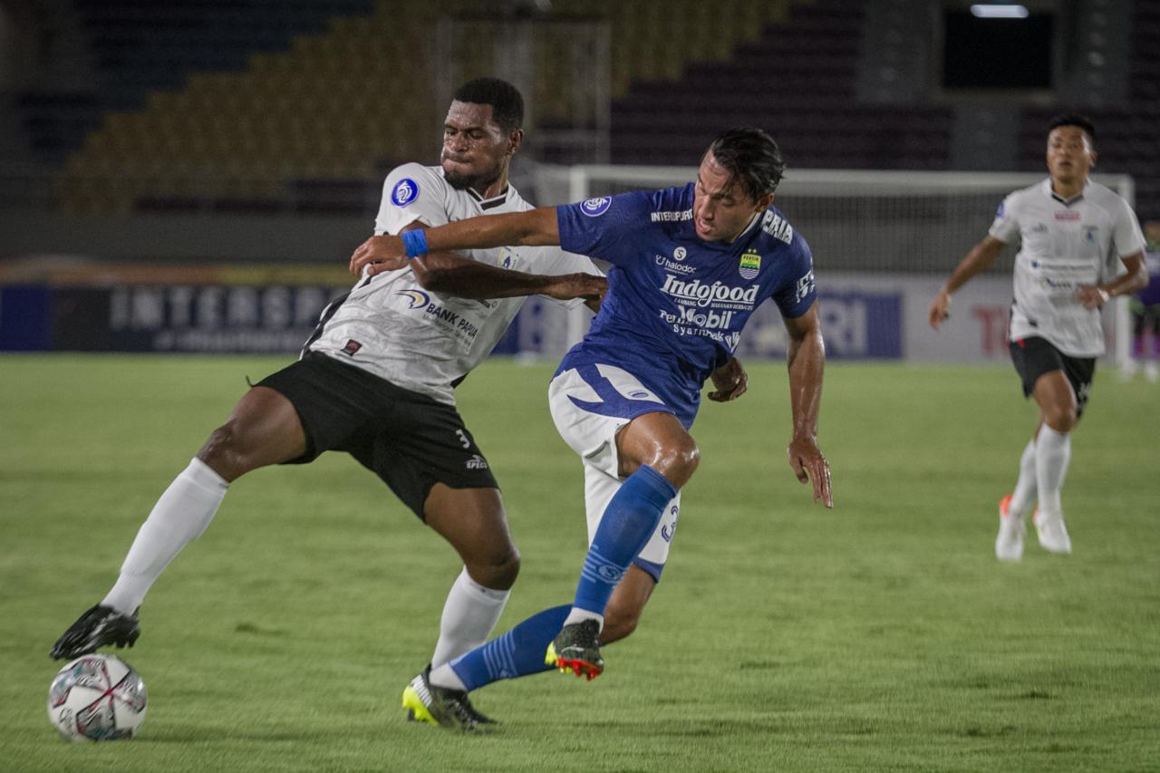 Tampil Perkasa, Persib...