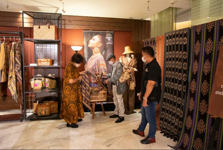 Perancang Merdi Sihombing...
