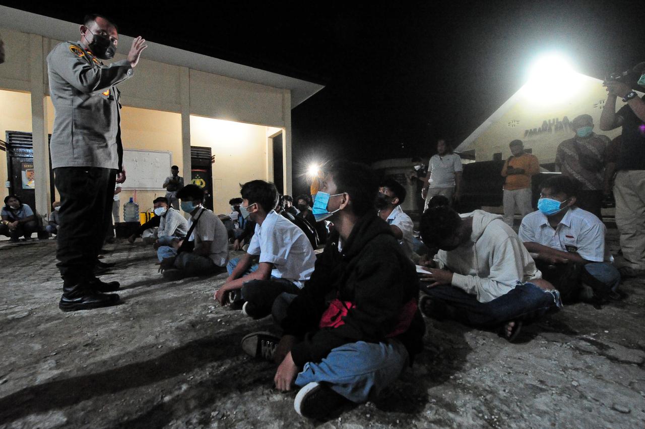 Gagal Tawuran, Pelajar...