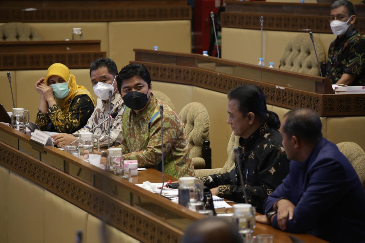 RDPU Komisi II DPR dengan...