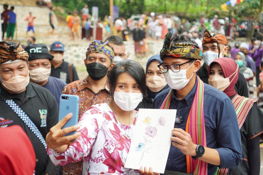 Sandiaga Uno: Tradisi...
