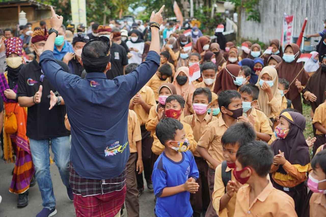 Menteri Sandiaga Uno...
