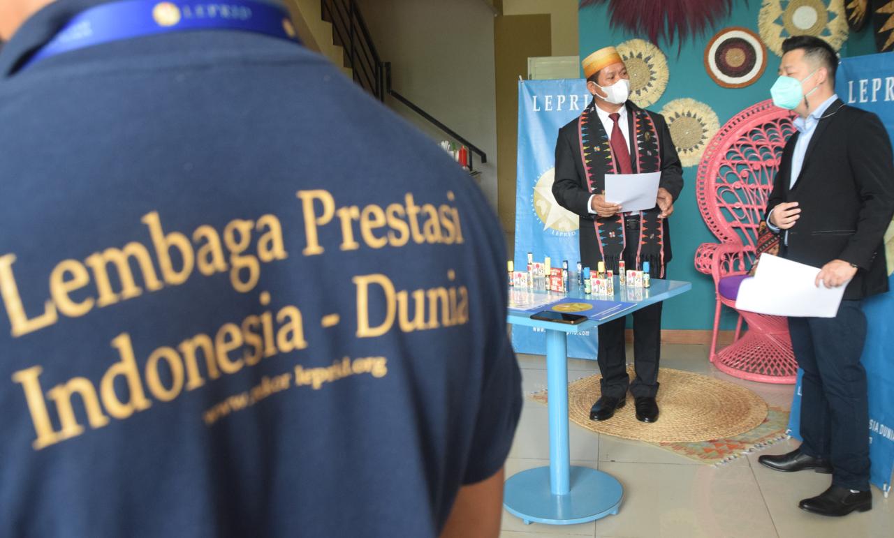 Puff Sains Lab dan Movi...