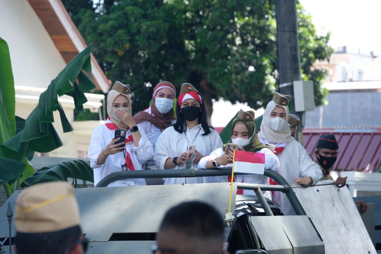 Pawai Kendaraan Klasik...