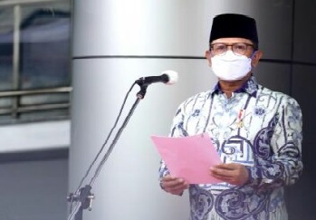 Peringati Hari Pahlawan,...